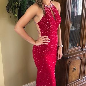 Jovan Long Red Prom Dress size 4